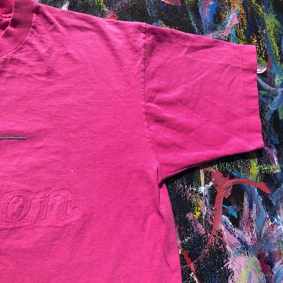 Vintage Embossed Oregon Pink tee - Picture 7 of 7